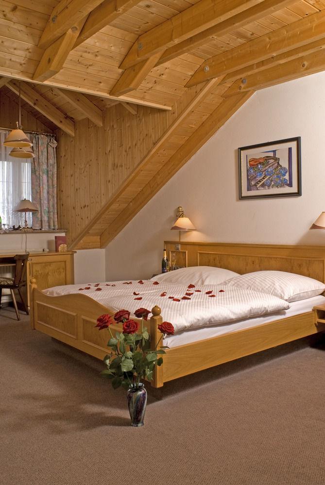 Hotel Zum Fischerwirt Baindlkirch Eksteriør billede