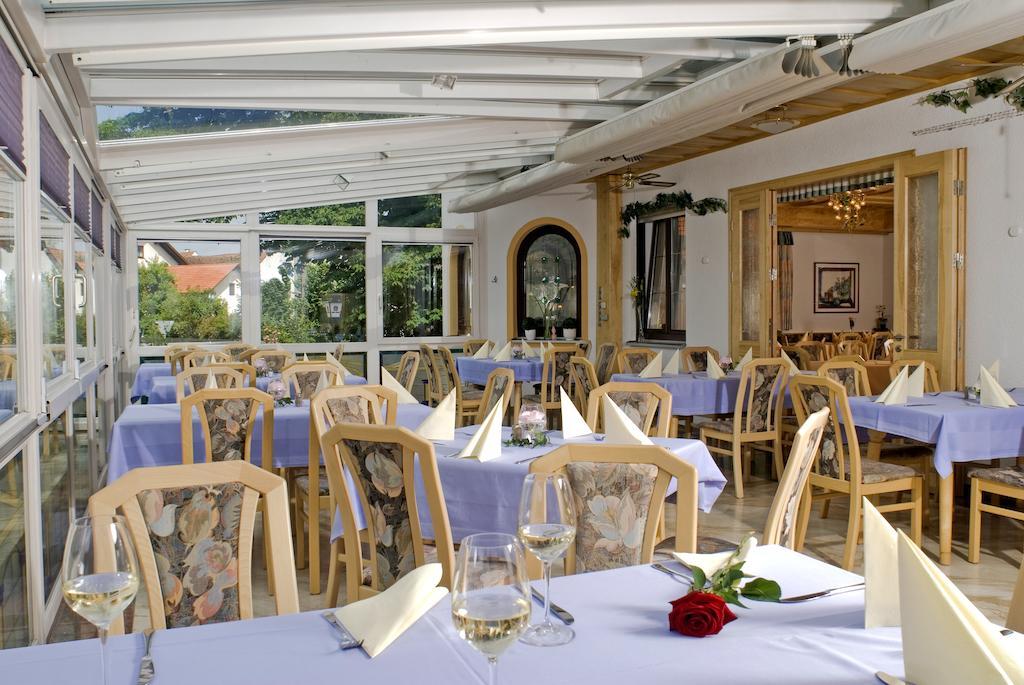 Hotel Zum Fischerwirt Baindlkirch Eksteriør billede
