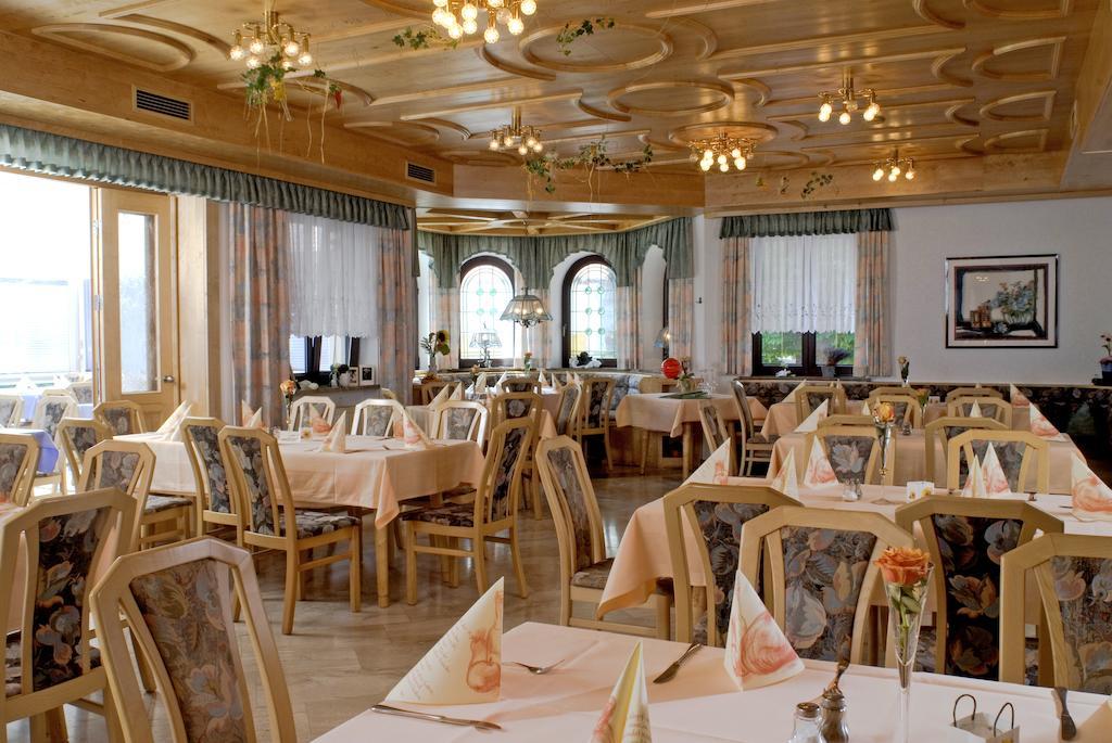 Hotel Zum Fischerwirt Baindlkirch Eksteriør billede